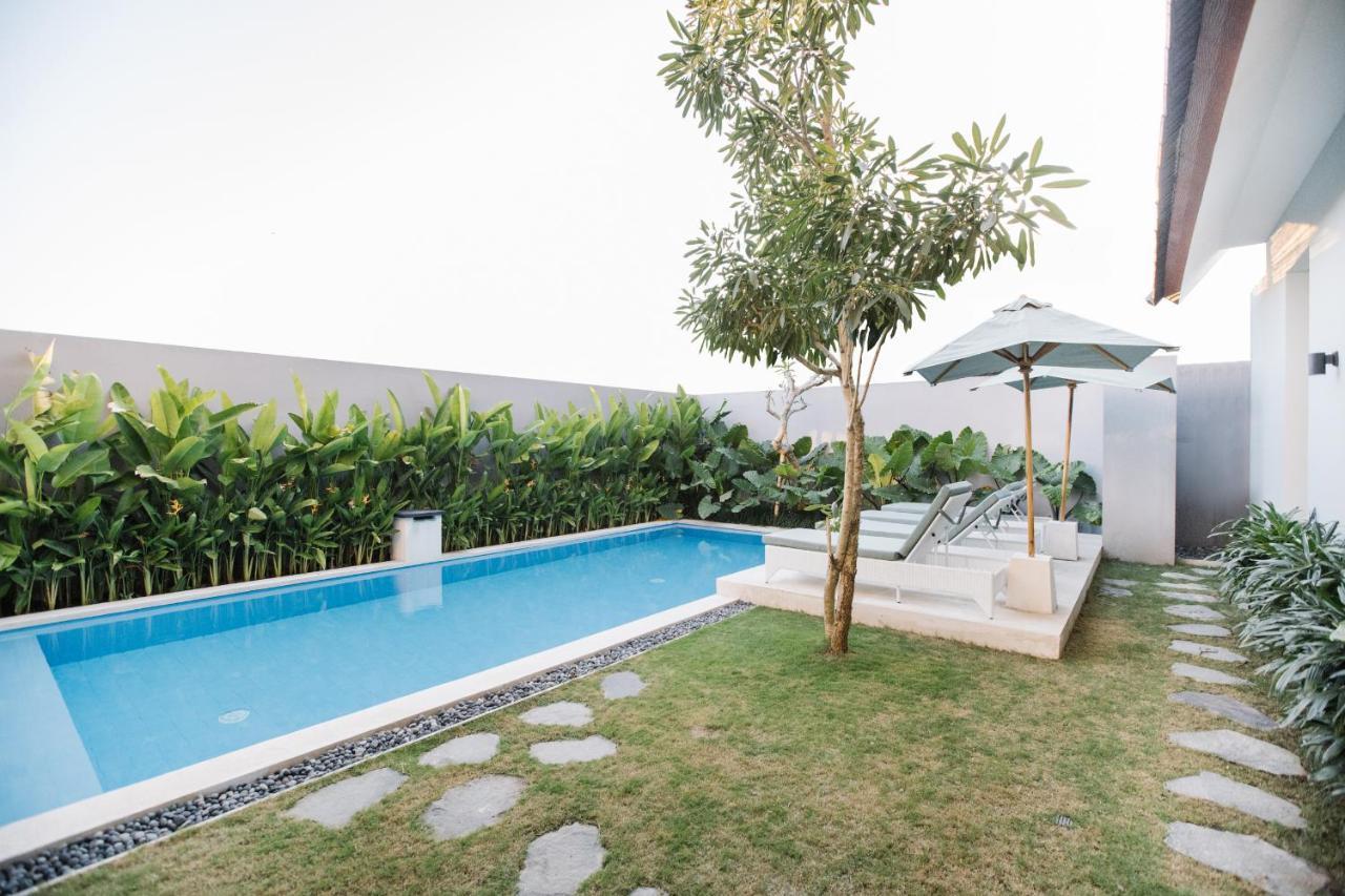 Vasudha Hostel Canggu Bagian luar foto